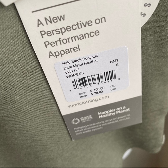 NWT Vuori Halo Mock Bodysuit in Dark Metal Heather Green S - Picture 5 of 6